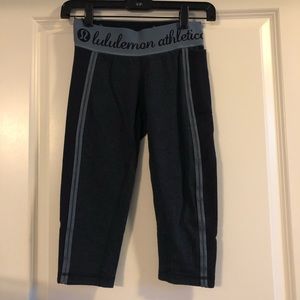 Lulu lemon cropped workout pants